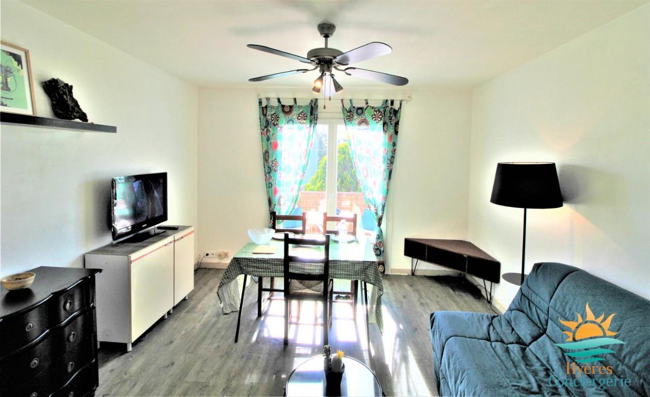 Apartment Hyeres-plage Studio Cabine-l'ayguade By Hc Hyeres